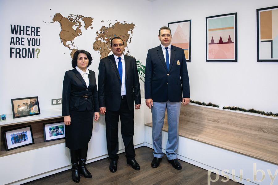 Khuboni Sorbon, Amonzoda Ilhom Temur, Yury Goilubev Khuboni Sorbon, Amonzoda Ilhom Temur, Yury Goilubev