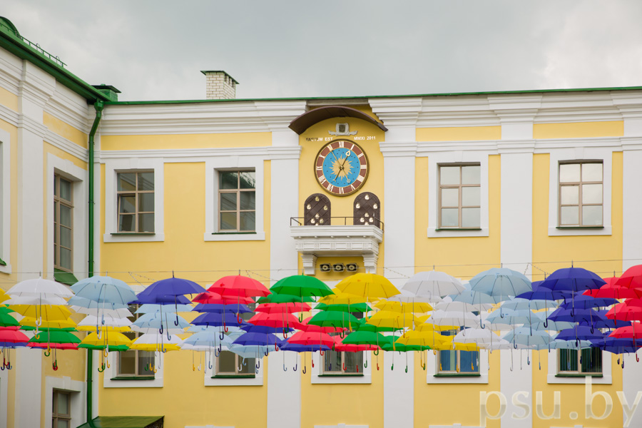 Часы с академическим шествием Часы с академическим шествием