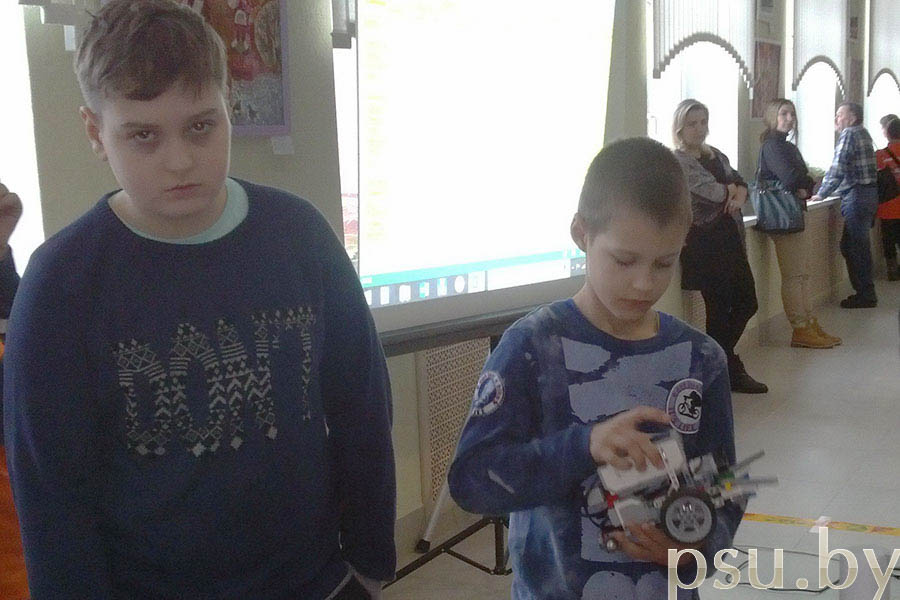 Воспитанники Центра дошкольного детства и инновационных технологий развития «УНИВЕРик» Воспитанники Центра дошкольного детства и инновационных технологий развития УНИВЕРик