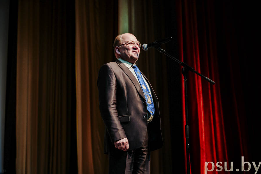 Декан радиотехнического факультета Юрий Геннадьевич Грозберг Юрий Геннадьевич Грозберг, декан РТФ