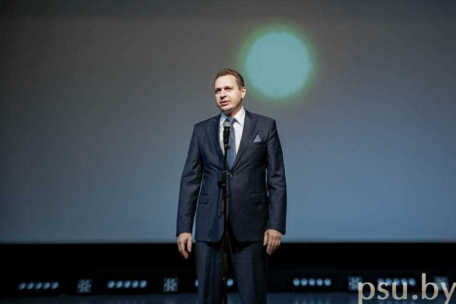 Проректор по научной работе Юрий Петрович Голубев Проректор по научной работе Юрий Петрович Голубев
