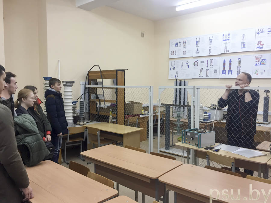 Александр Адамович провел учебный эксперимент для школьников Александр Адамович, учебный эксперимент