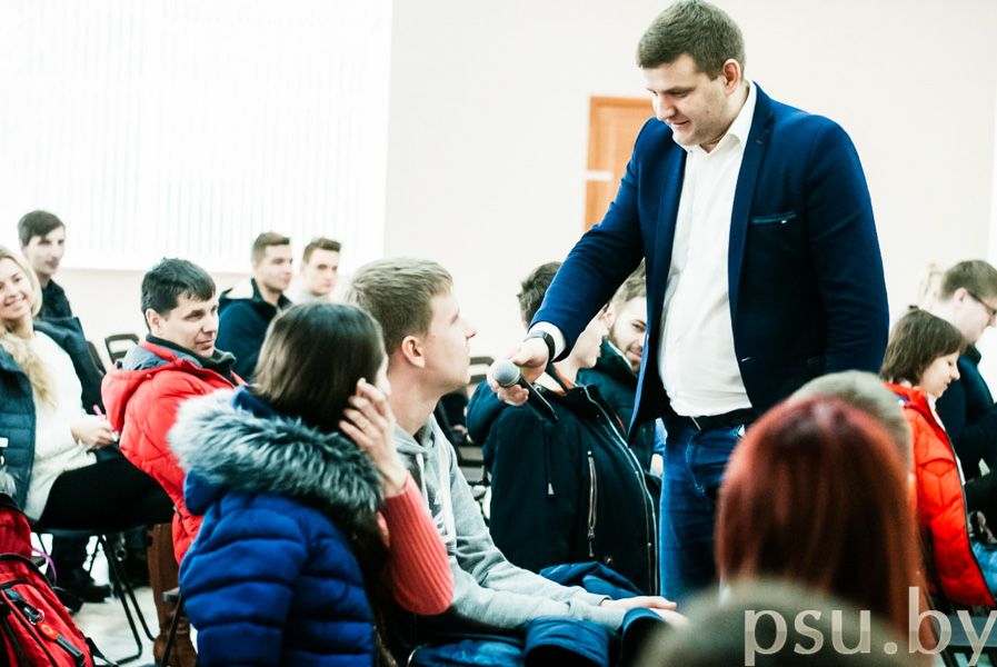 Жаркие дискуссии участников стартап-школы Дискуссии участников стартап-школы