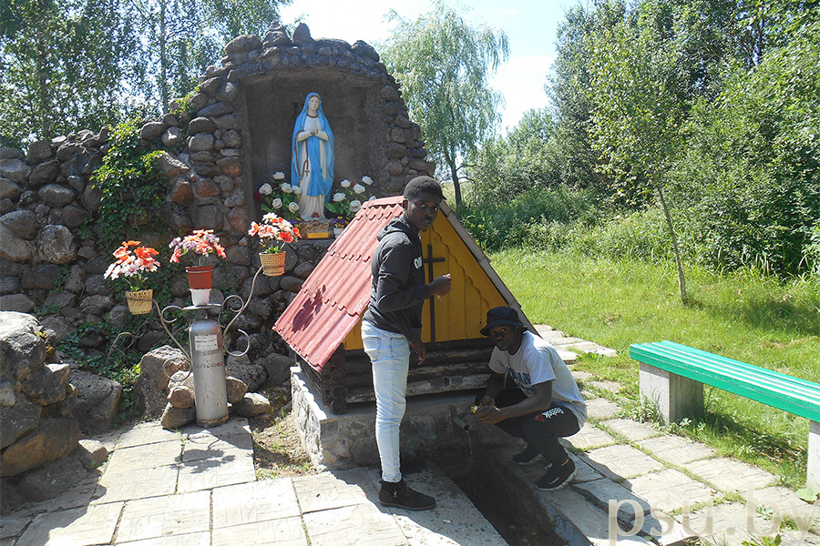 Родник в Мосаре Родник в Мосаре