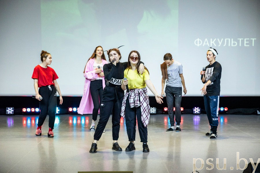 Команда «В игре только гуманитарии» В игре только гуманитарии