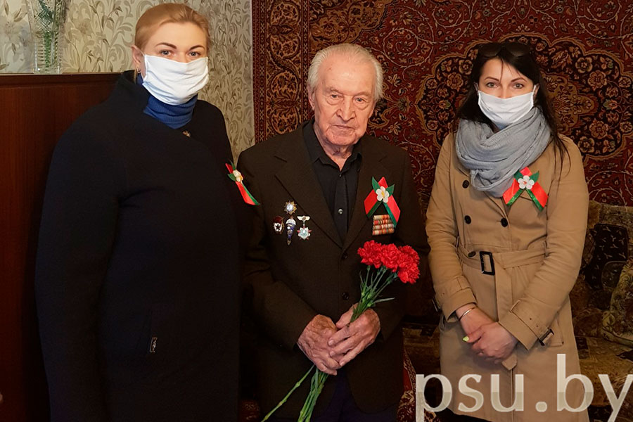Акция «Поздравим вместе!» Акция «Поздравим вместе!»