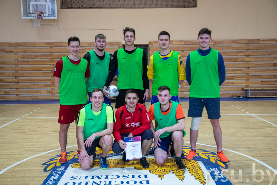 sbornaya komanda gf chempion universiteta po mini futbolu 4