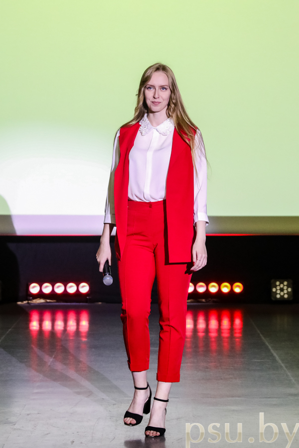 Valeriya Savelyeva Valeriya Savelyeva