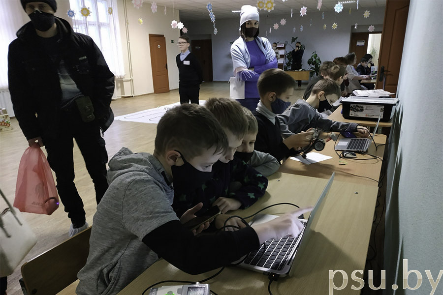 Программирование микроконтроллеров Программирование микроконтроллеров
