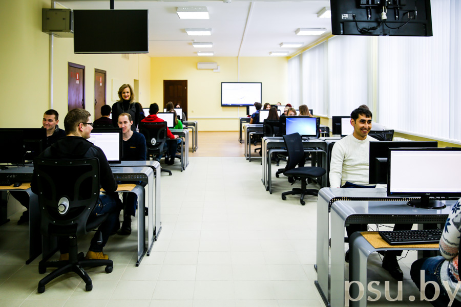 A computer class Computer class