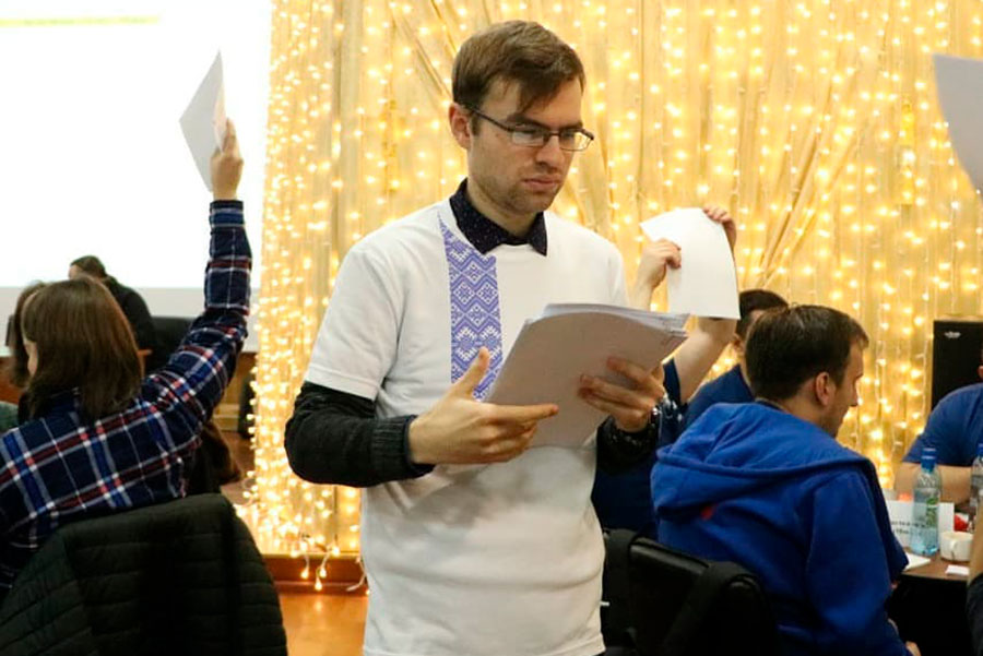 Руководитель клуба интеллектуальных игр