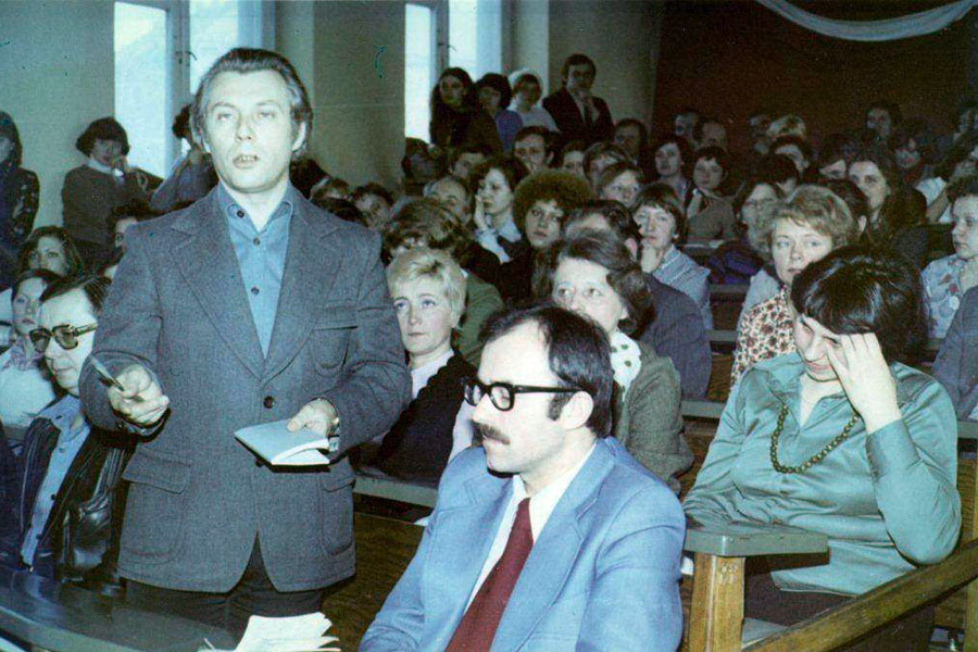 Мечислав Нияковский с коллегами Мечислав Нияковский с коллегами
