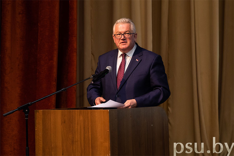 Министр образования Республики Беларусь Игорь Васильевич Карпенко Игорь Васильевич Карпенко