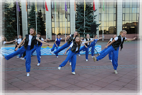 The school of street choreography The school of street choreography