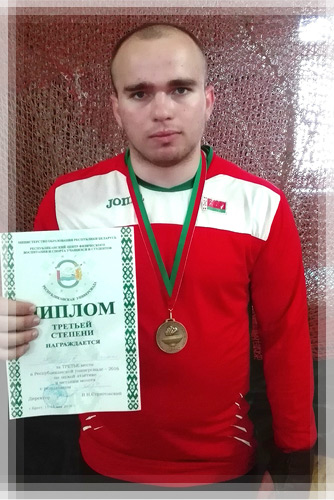 Роман Жолудев (гр. 15-ФС) Роман Жолудев