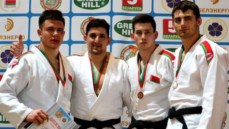 Участники чемпионата по дзюдо Участники чемпионата по дзюдо