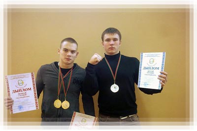 Соревнования по армрестлингу в программе Республиканской Универсиады-2012 - Студенты СПФ Соревнования по армрестлингу - Коваленко Евгений, Харак Василий