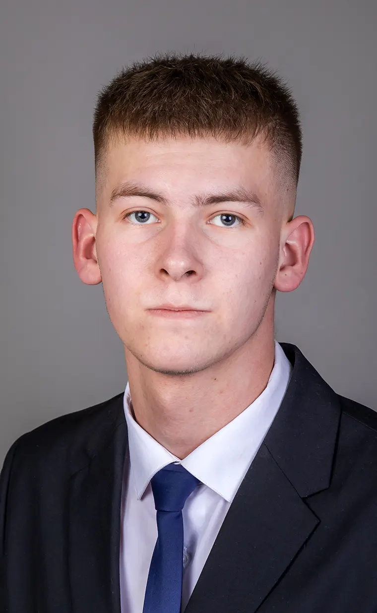 Левко Артем